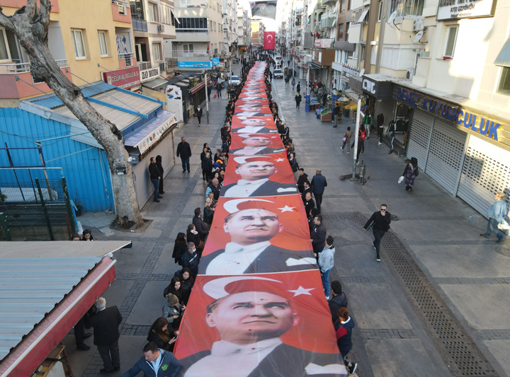 Bayraklı’da hayat iki dakika durdu!