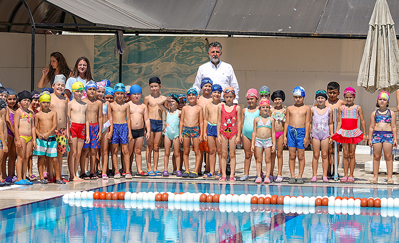 Başkan Sandal istedi: İlk defa havuzla tanıştılar