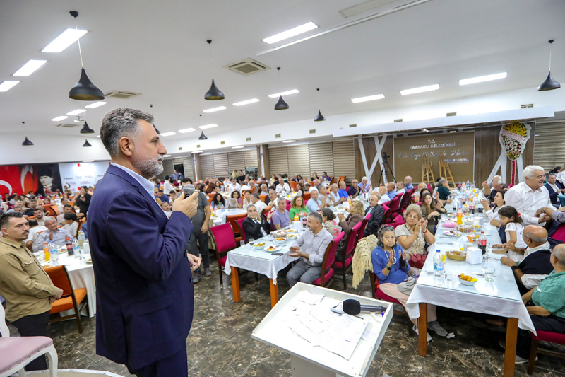 Bayraklı Belediye Başkanı Sandal: Omuz omuza verme zamanı