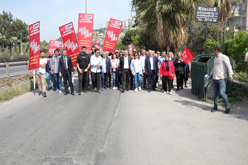 Bayraklı'da 1 Mayıs coşkusu