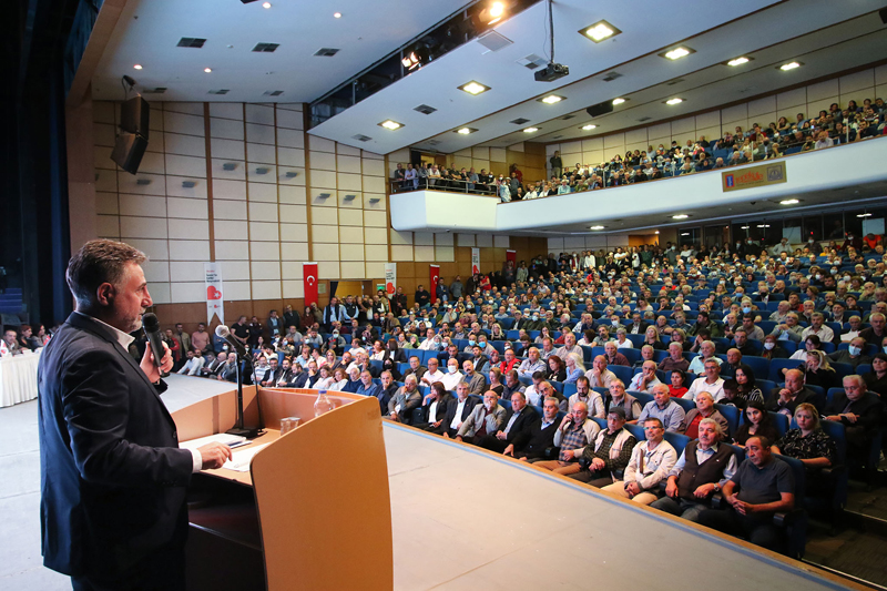 Bayraklı'da, kentsel dönüşüme vatandaştan büyük ilgi