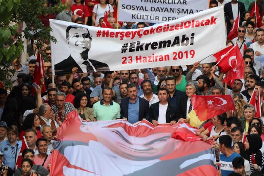 Bayraklı'da 19 Mayıs coşkusu