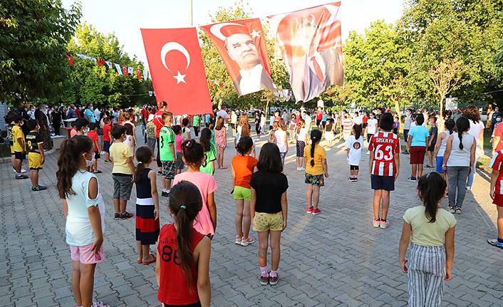 Bayraklı’da “Zafer Bayramı” coşkusu