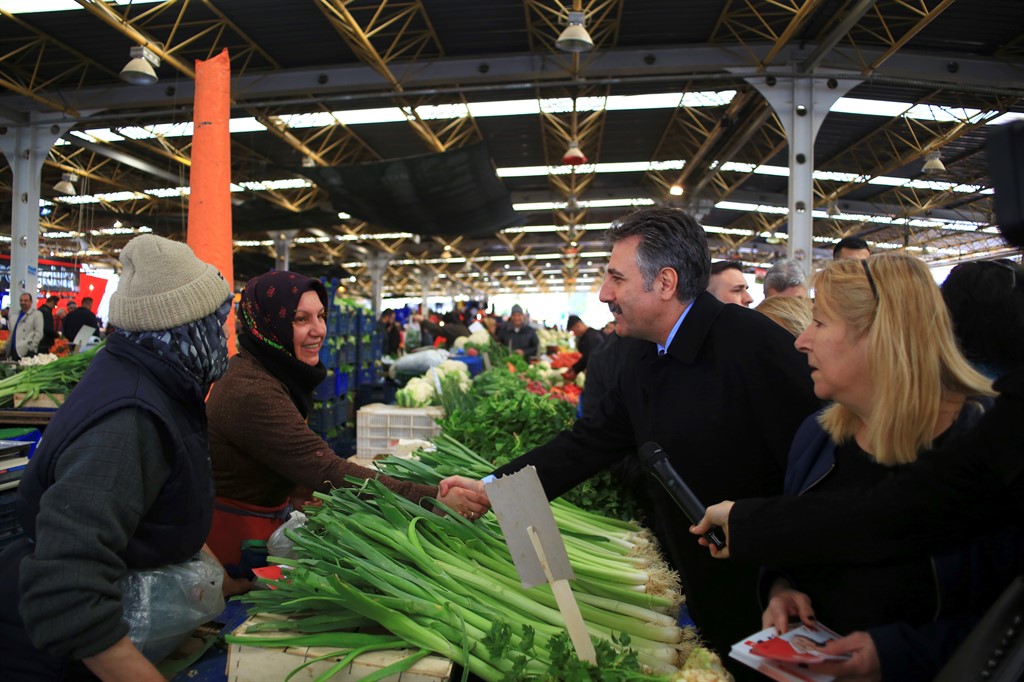 Serdar Sandal'dan Özkanlar'a pazar yeri müjdesi